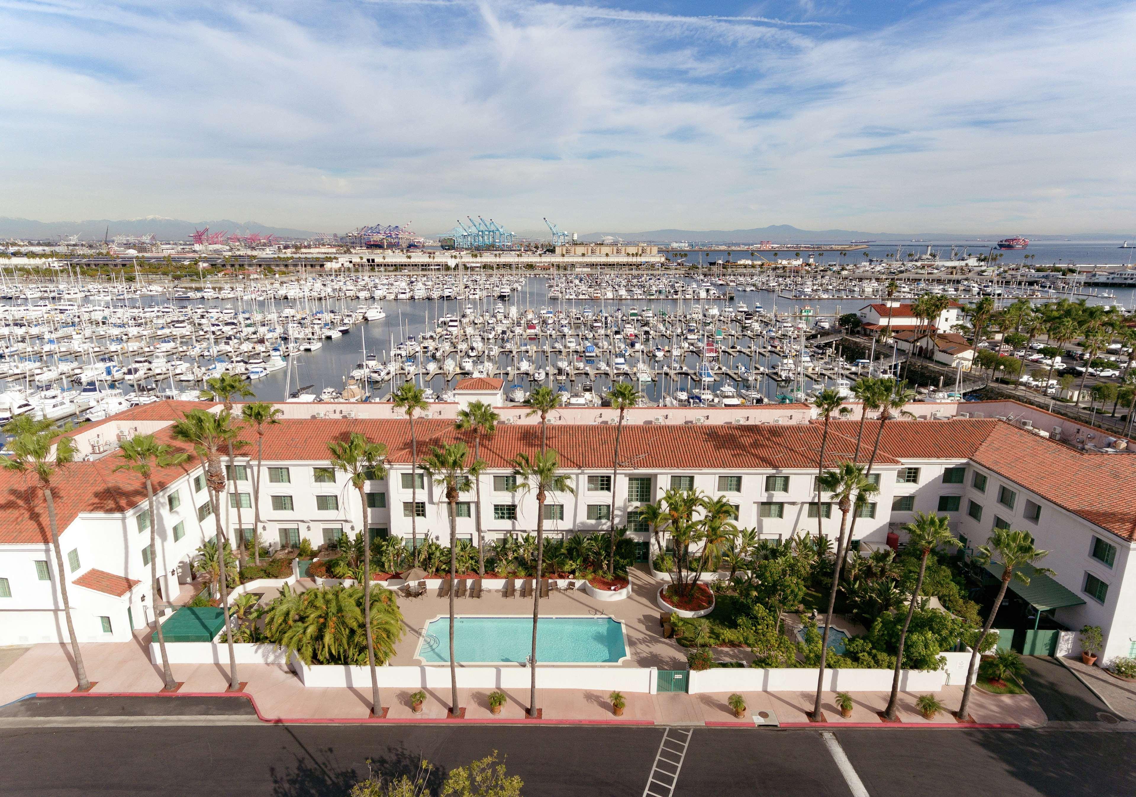 Hotel Doubletree By Hilton San Pedro Long Beach Exterior foto